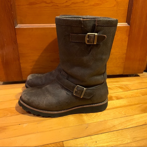 UGG Men\'s Chocolate Leather Boots with Buckles main image 4